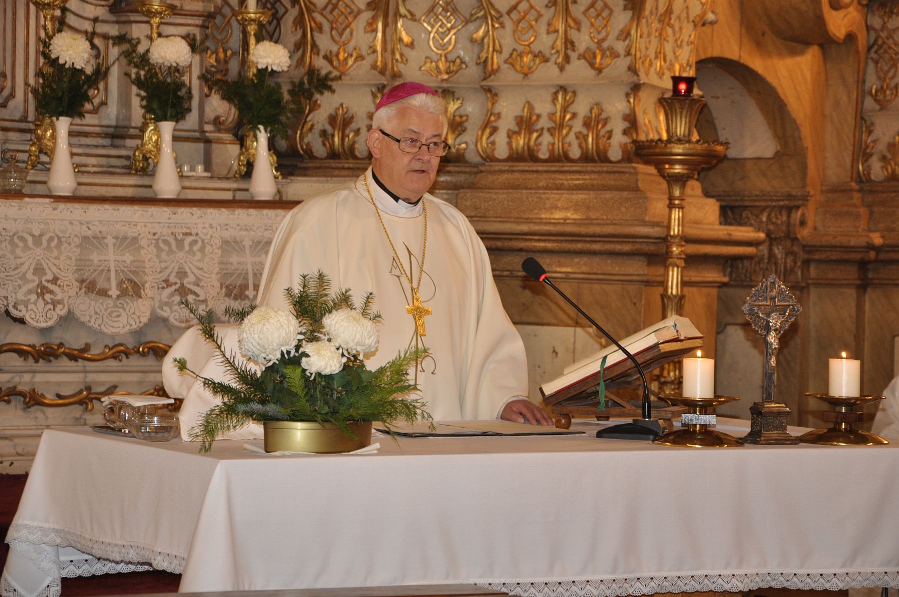 Püspöki szentmise Barlay Szabolcs atya születésének 100. évfordulóján